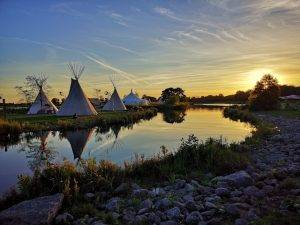 camping tipis